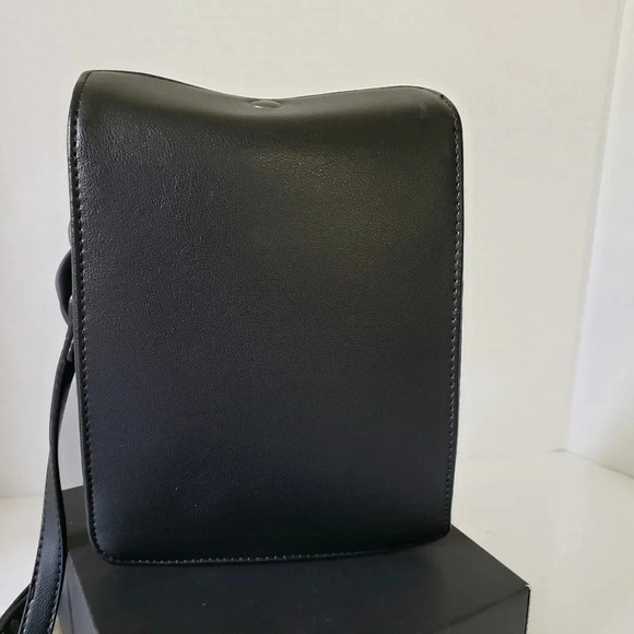 Pixie Mood Womans Black/White Vegan Leather Billie  Crossbody Bag. - Picture 2 of 14